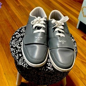 Creative Reaction Shoes No. 27 Size 7